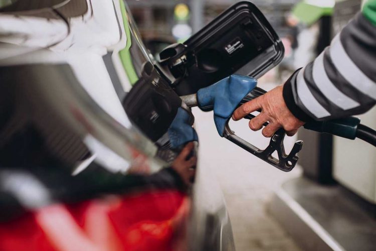 Ursea autoriza nuevas estaciones de servicio y los estacioneros ven incertidumbre por los vehículos eléctricos