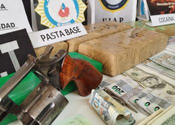 Operación “Aurora”: se incautaron drogas, armas y dinero, hay 18 formalizados