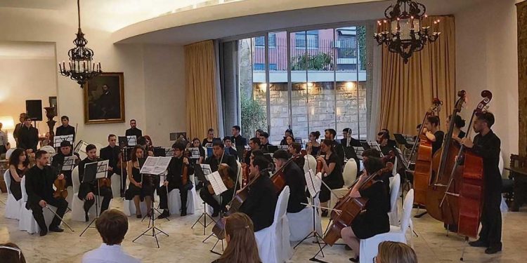 La orquesta juvenil de Florida se presenta en Argentina y Chile