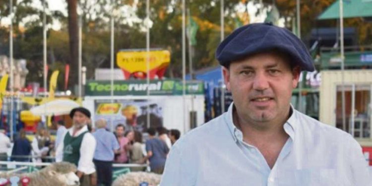 “Llevamos tres zafras sin poder colocar nuestras lanas”