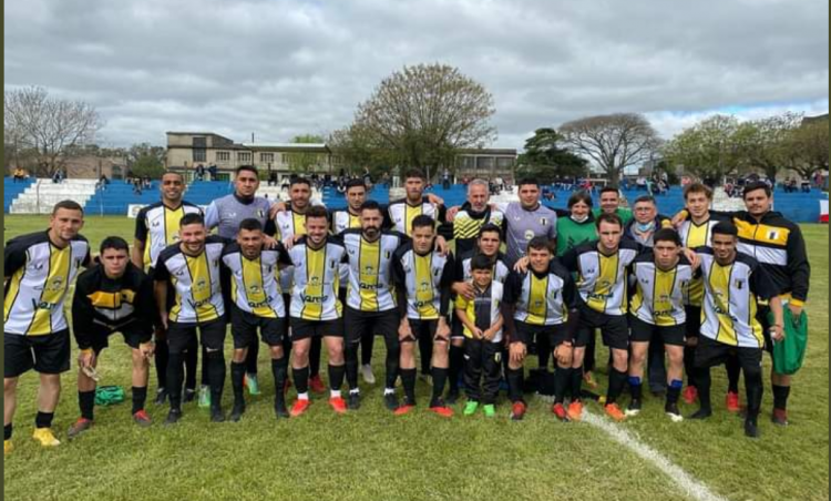 Melo Wanderers: el decano del interior que es un semillero de futbolistas uruguayos
