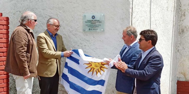 Tres edificios del pueblo Alejandro Gallinal en Florida se declaran Monumento Histórico Nacional