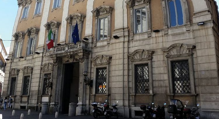 El día que la Democracia Cristiana italiana votó su defunción