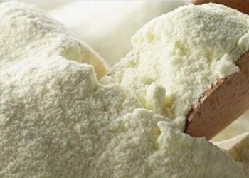 Fonterra se recupera impulsada por la leche en polvo