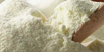 Fonterra se recupera impulsada por la leche en polvo