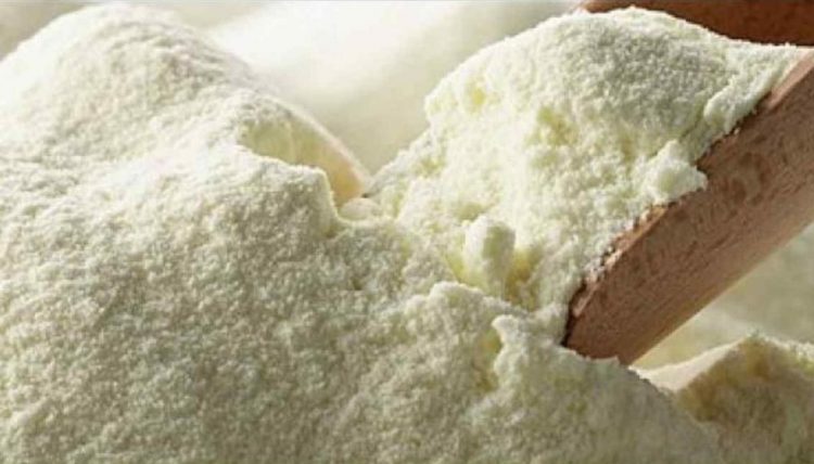 Fonterra se recupera impulsada por la leche en polvo