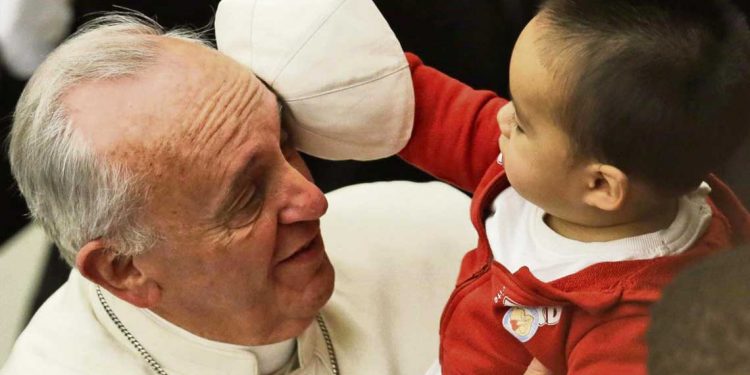 Francisco: recemos por los niños que padecen la pobreza y el abandono por culpa de nosotros, los adultos