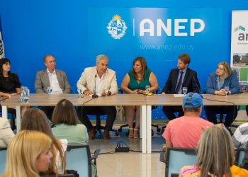 Se firmó el convenio para otorgar una sede al centro de recursos de alumnos con TEA