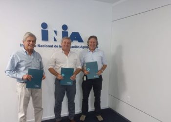 INAC, INIA e Instituto Pasteur trabajarán en forma conjunta en el combate de la mosca de la bichera y la garrapata