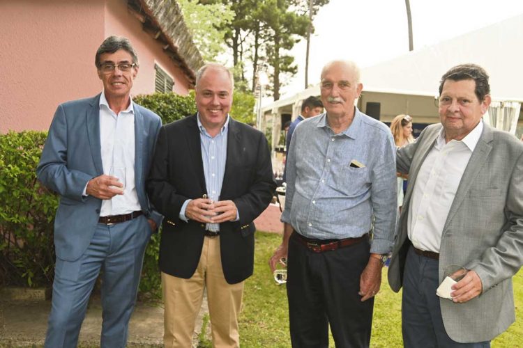 Banco República ofrece una conferencia en la Azotea de Haedo