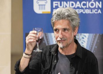 Exposición de José Pelayo en el BROU: “Distorsionados 4”