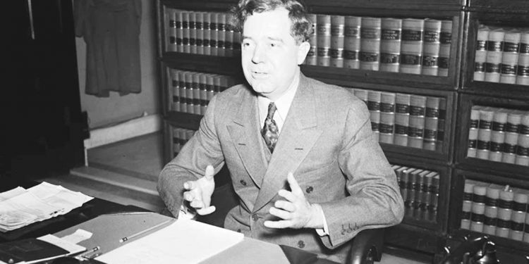 La ofensa mortal de Huey Long: desnudar el financiamiento de la Guerra del Chaco en el Senado de Estados Unidos