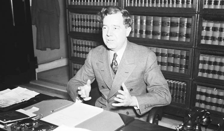La ofensa mortal de Huey Long: desnudar el financiamiento de la Guerra del Chaco en el Senado de Estados Unidos