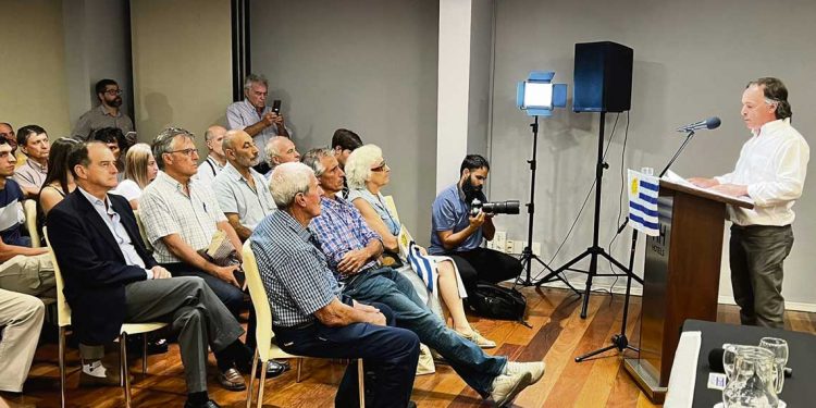 Holzmann sobre la proclama de USU: “Se buscó dar un sacudón al sector político para ver si reacciona”