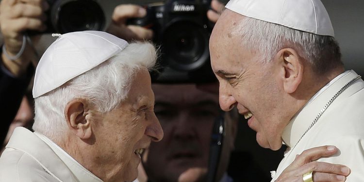 Benedicto XVI, el teólogo que combatió a la posverdad
