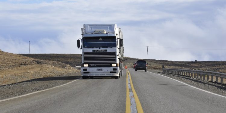 M.T.O.P habilitó 14 estacionamientos para el descanso de los camioneros