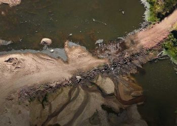 Ministerio de Ambiente aguarda informes para determinar sanción a empresa arenera