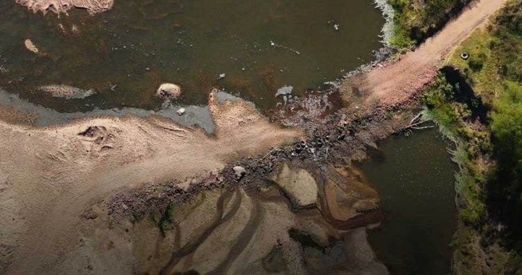 Ministerio de Ambiente aguarda informes para determinar sanción a empresa arenera