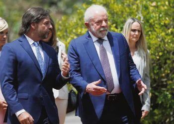 Aeropuertos Uruguay toma posesión de la terminal sanducera