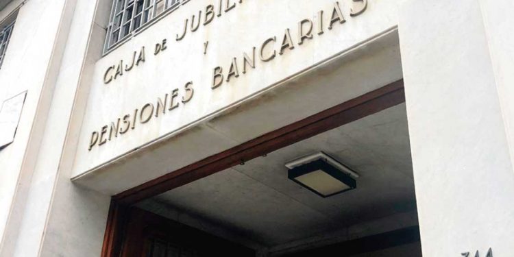 “Los grandes beneficiados de la reforma de la Seguridad Social son las AFAPs”