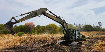 Efectivos militares despliegan tareas de auxilio por déficit hídrico