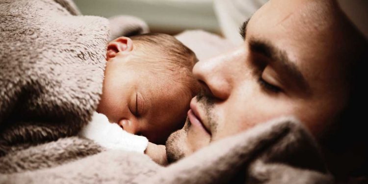 Las nuevas regularidades en la maternidad: a mayor conciliación trabajo-familia, más hijos
