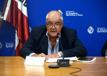 Por gripe aviar Uruguay restringe movimiento, suspende ferias, exposiciones y todo tipo de eventos con aves