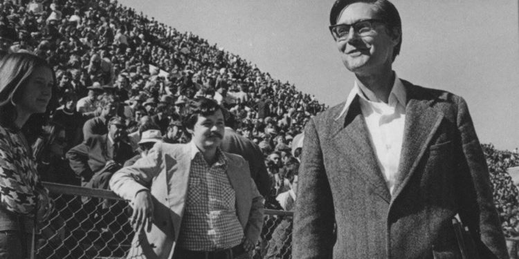 A cien años del nacimiento de John Senior