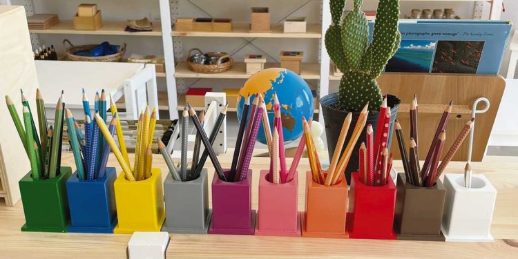 “Los niños se construyen a sí mismos”. Pedagogía Montessori en Manantiales