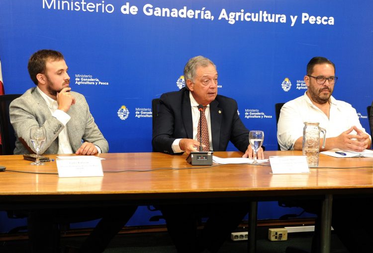 El MGAP lanzó plan para apoyar a microproductores