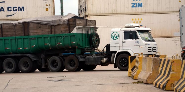 Transporte de carga evalúa consecuencias de la sequía