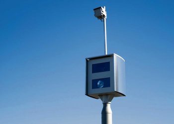 La instalación de cientos de radares genera reclamos por multas de tránsito