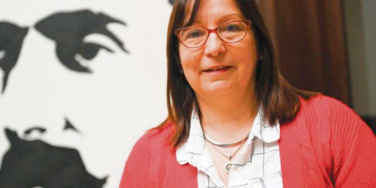 Elbia Pereira: Un inicio de clases marcado por la reforma educativa