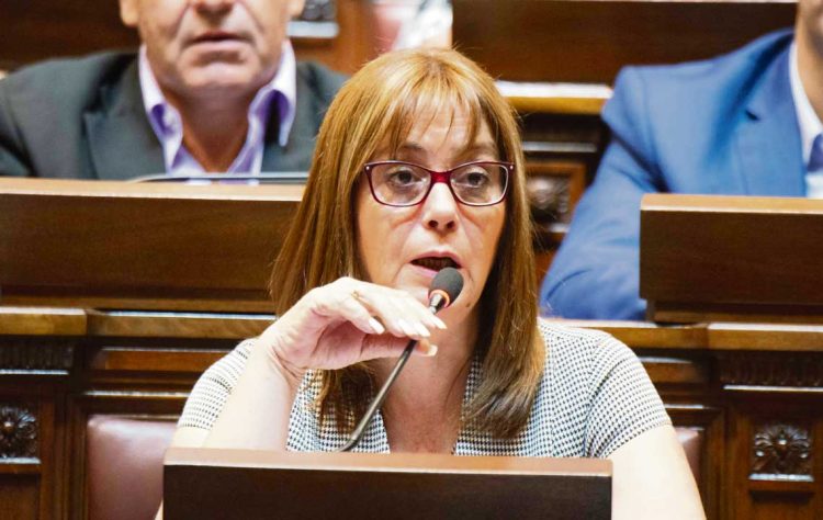 “Orsi trabaja en equipo, a diferencia de Lacalle Pou, que ha sido bastante presidencialista”