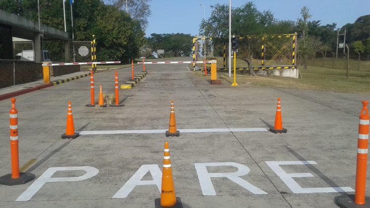 “Salto en Movimiento”: un grupo de personas contra el desempleo