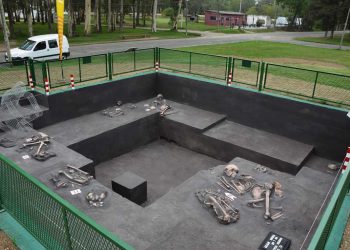 Se exhibe un cerrito indígena descubierto en la Laguna Merín en 1988