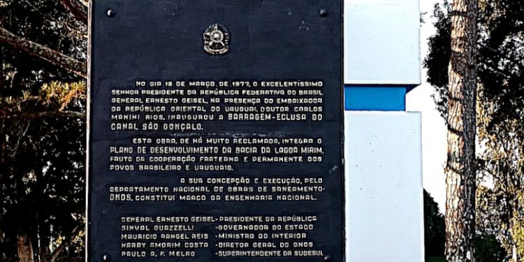 Integración regional: La hidrovía Uruguay – Brasil la apuntala