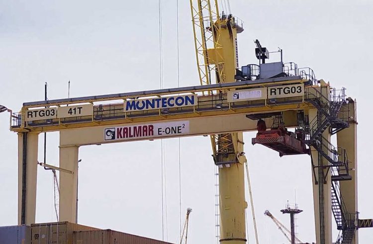Conflicto portuario local sigue un extraño patrón regional