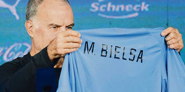 Las locuras de Bielsa, verificables, como a él le gusta