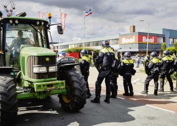Protesta en los Países Bajos por restricciones a productores agrícolas enciende alertas en Uruguay