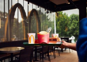 90% de los empaques de McDonald’s Uruguay no contienen plástico