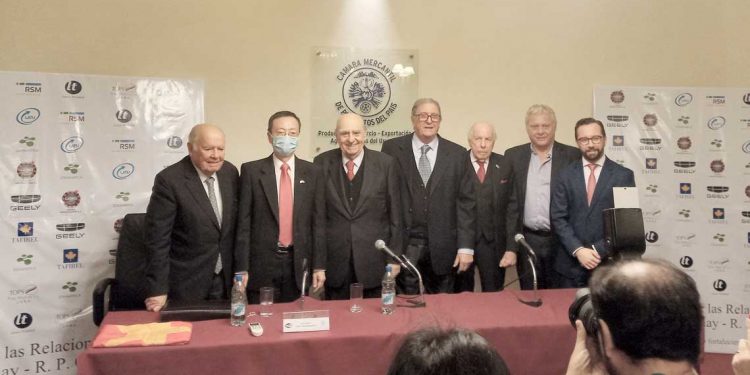 35 años de crecimiento en las relaciones entre Uruguay y China