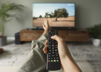 Canales de Montevideo amenazan con cortar señales a los cableoperadores del interior