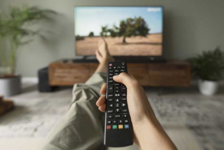 Canales de Montevideo amenazan con cortar señales a los cableoperadores del interior