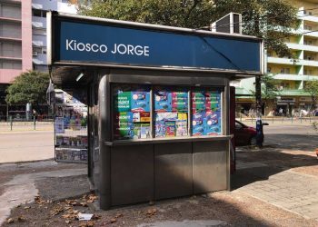 Contrabando y competencia desleal: los enemigos de los kiosqueros uruguayos