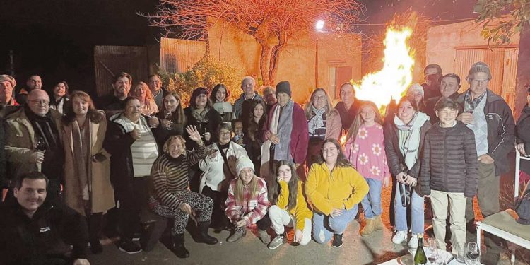 Los Fogones de San Juan se encendieron en varias partes del país este fin de semana