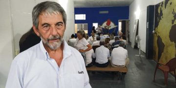 “Es difícil negociar con la banca privada porque tienen poder”