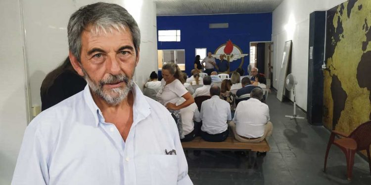 “Es difícil negociar con la banca privada porque tienen poder”