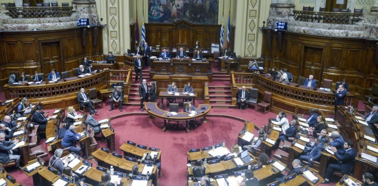 Diputado Perrone solicitó al Gobierno que jubilados de menores ingresos tengan un descuento del 50% en la compra de gas