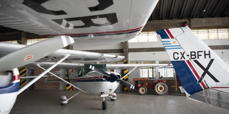 La llave de la aeronáutica civil y militar